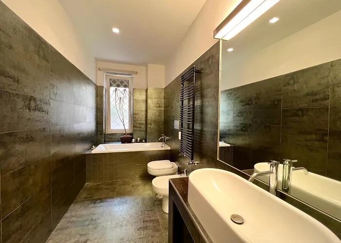 Apuania 12 Appartamento *