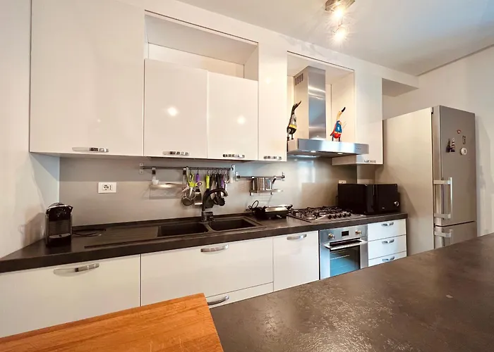 Appartamento Apuania 12 *