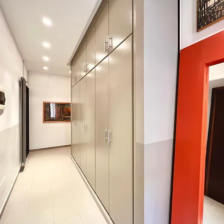 Apuania 12 Apartment *