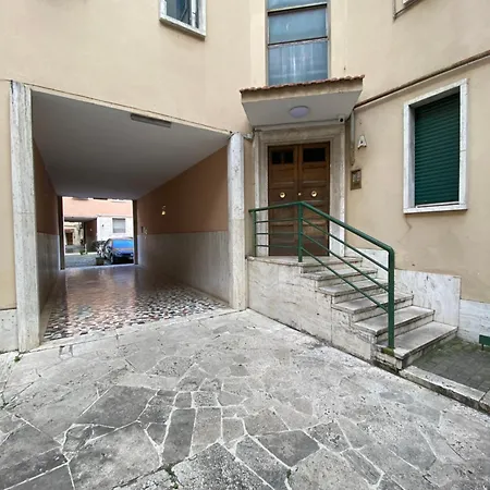 Apartment Apuania 12 Rome